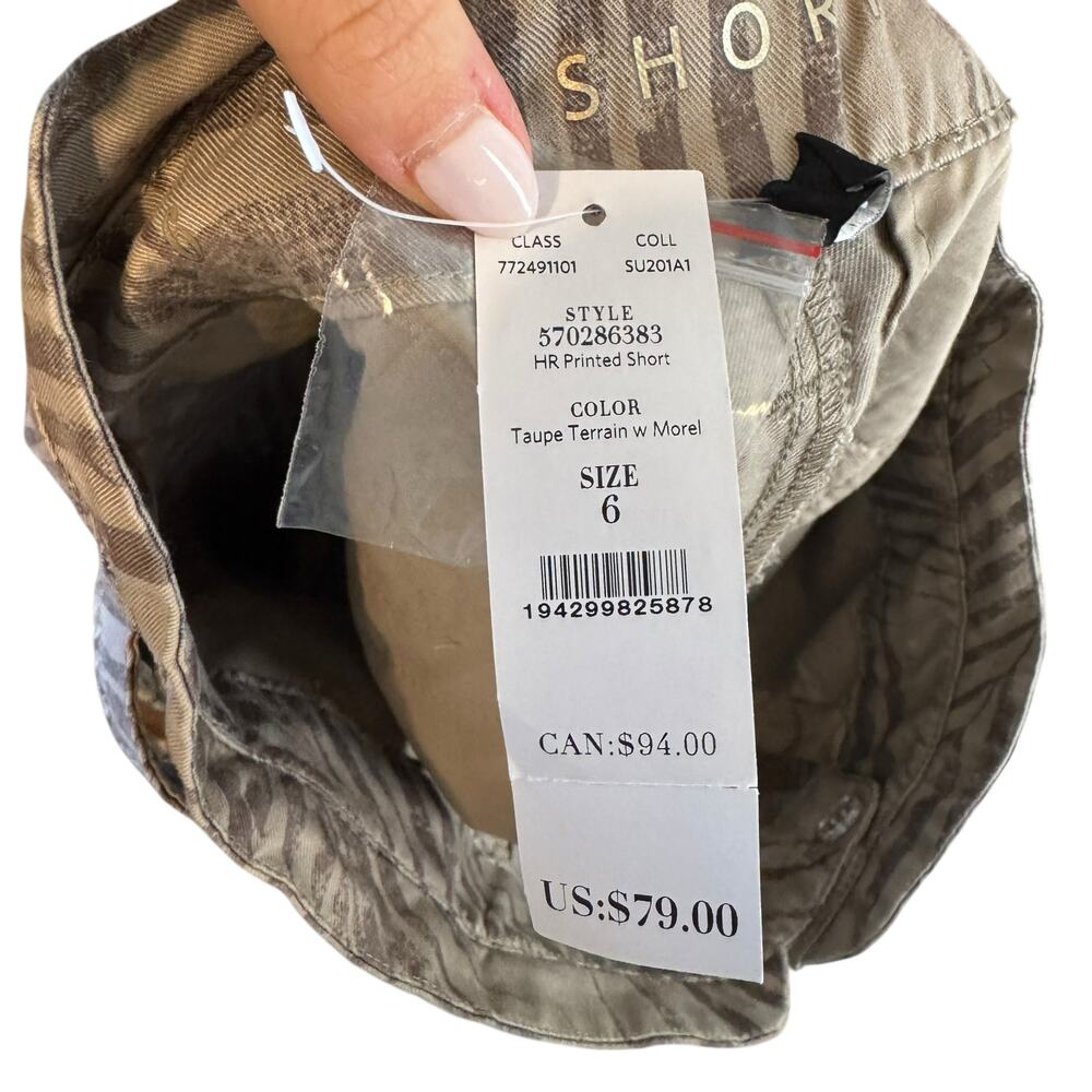White House Black Market NWT WHBM Taupe Terrain Morel Palm Leaf Tropical Shorts - Picture 9 of 10